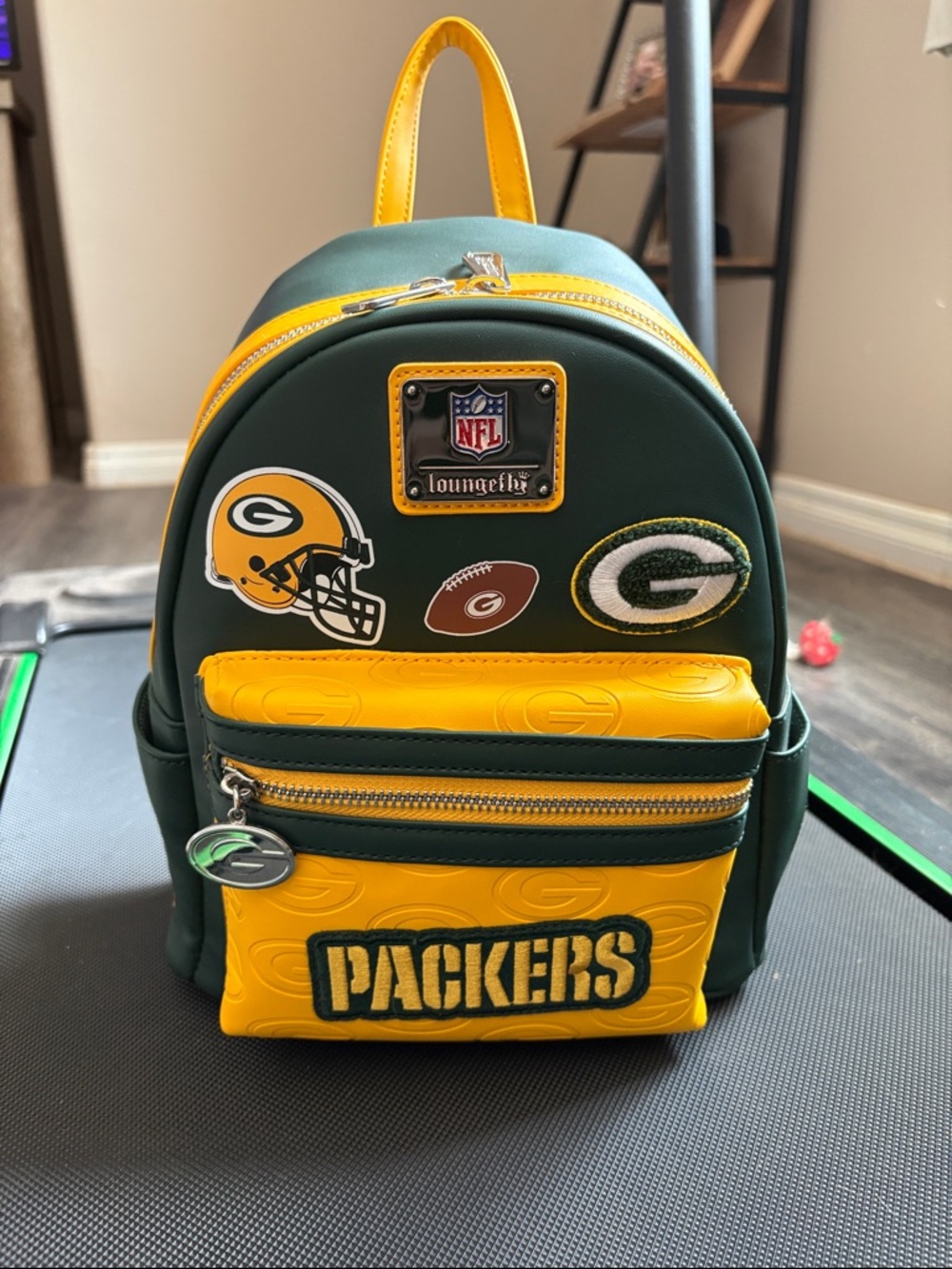 NWT Loungefly NFL Green Bay Packers Mini Backpack